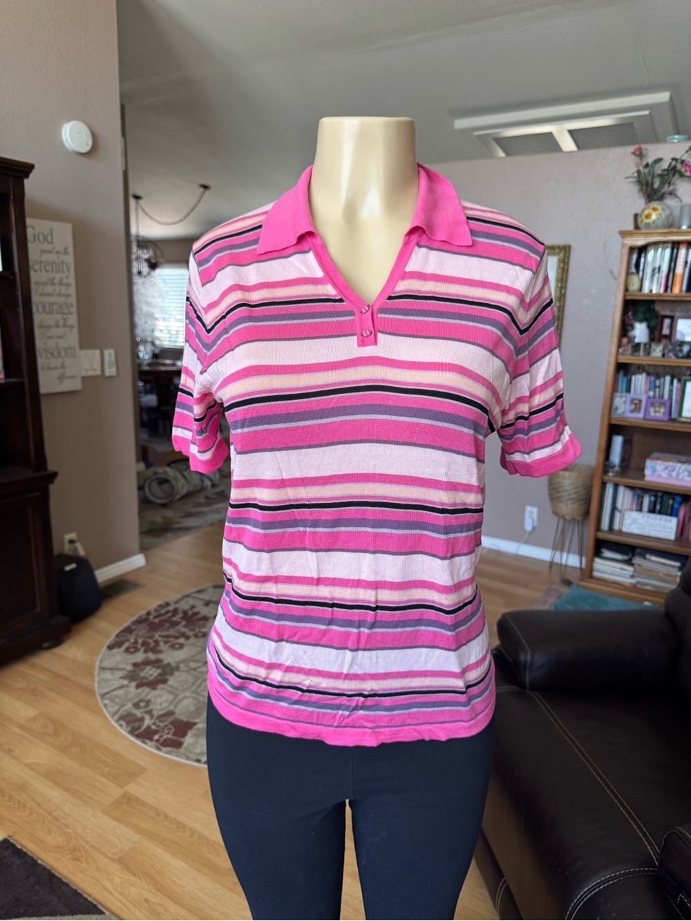 La Monte - Italy multicolored striped short sleeve V-neck top-size L
